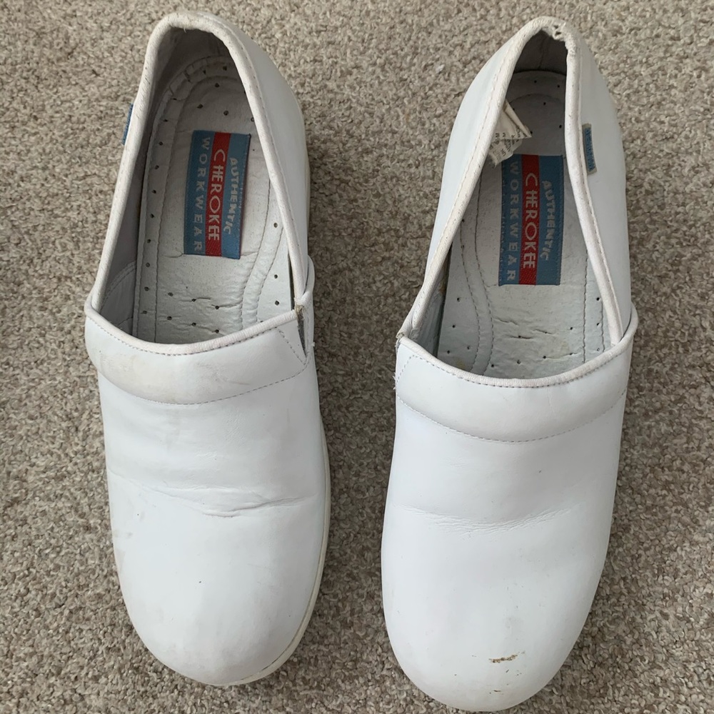 Cherokee Nursing Clogs